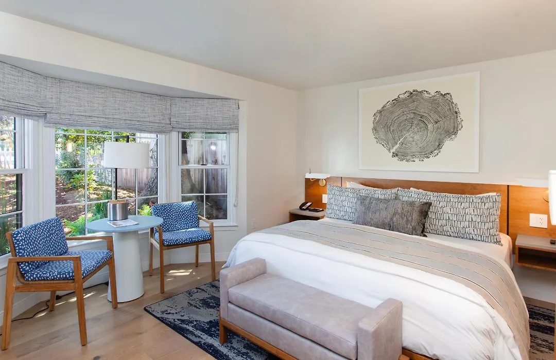 Carmel Beach Hotel-1